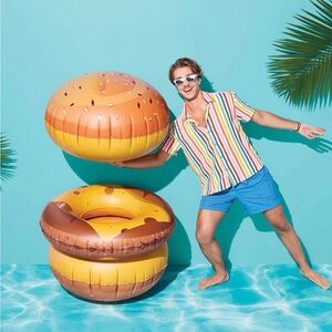 Sun Squad Burger Float 3 pieces - Novelty Pool Toy 6+.
